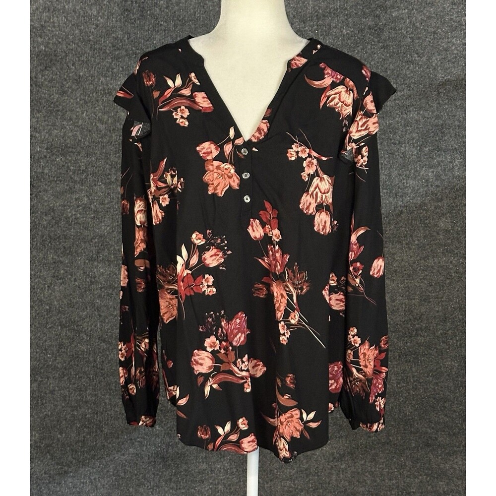Torrid 1/4 Button Floral Long Sleeve Top Size 2X BQ6151